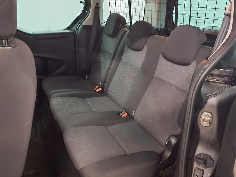 Used Peugeot Partner Tepee 2017 for sale - 77584073: Photo 9