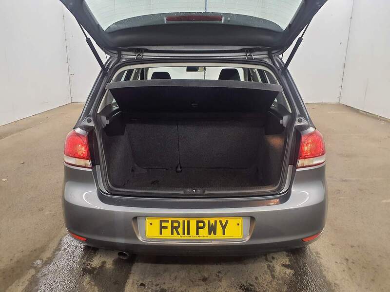 Used Volkswagen Golf 2011 for sale - 77027579: Photo 11