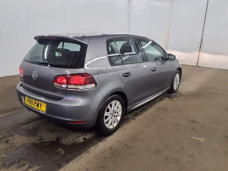 Used Volkswagen Golf 2011 for sale - 77027579: Photo 6