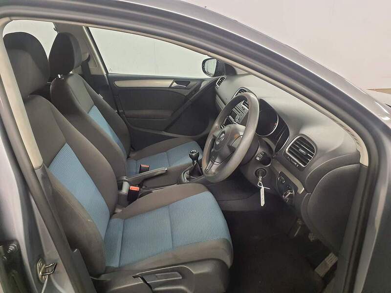 Used Volkswagen Golf 2011 for sale - 77027579: Photo 7