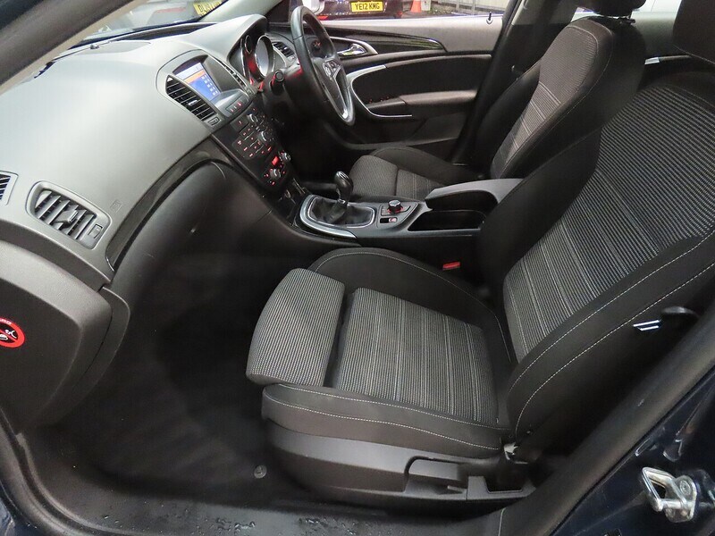 Used Vauxhall Insignia 2011 for sale - 77584075: Photo 8