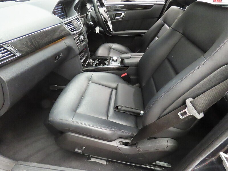 Used Mercedes-Benz E Class for sale - 77765990: Photo 8