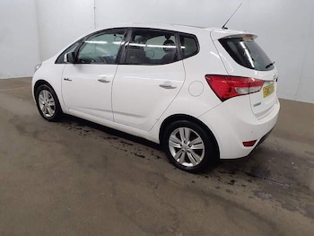 Used Hyundai Ix20 2012 for sale - 76280459: Photo 4