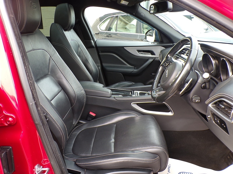 Used Jaguar F-Pace 2017 for sale - 76492189: Photo 13
