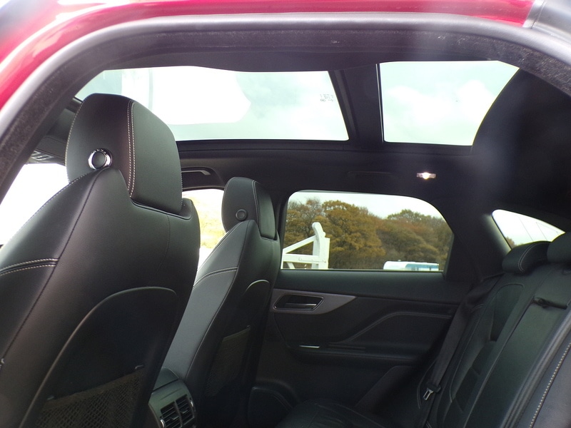 Used Jaguar F-Pace 2017 for sale - 76492189: Photo 17