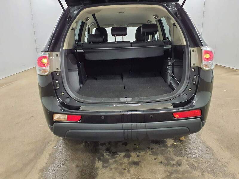 Used Mitsubishi Outlander 2014 for sale - 76698989: Photo 7
