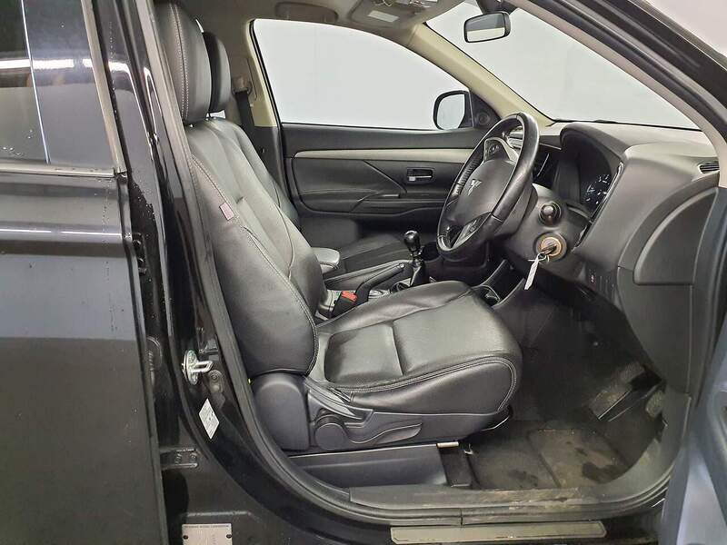 Used Mitsubishi Outlander 2014 for sale - 76698989: Photo 8