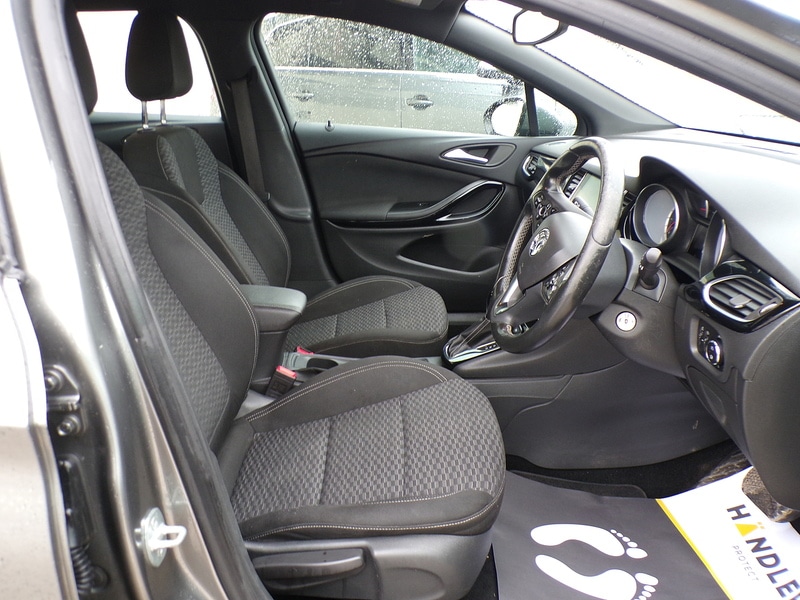 Used Vauxhall Astra 2017 for sale - 77337650: Photo 11