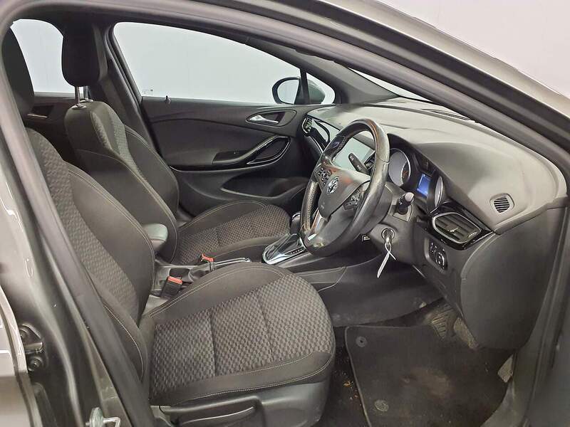 Used Vauxhall Astra 2017 for sale - 77337650: Photo 7