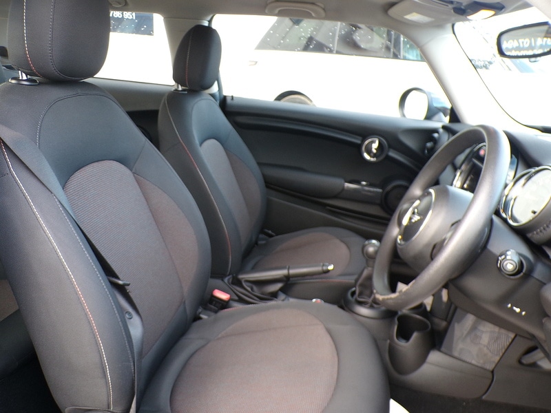 Used MINI Hatch 2017 for sale - 76418033: Photo 13