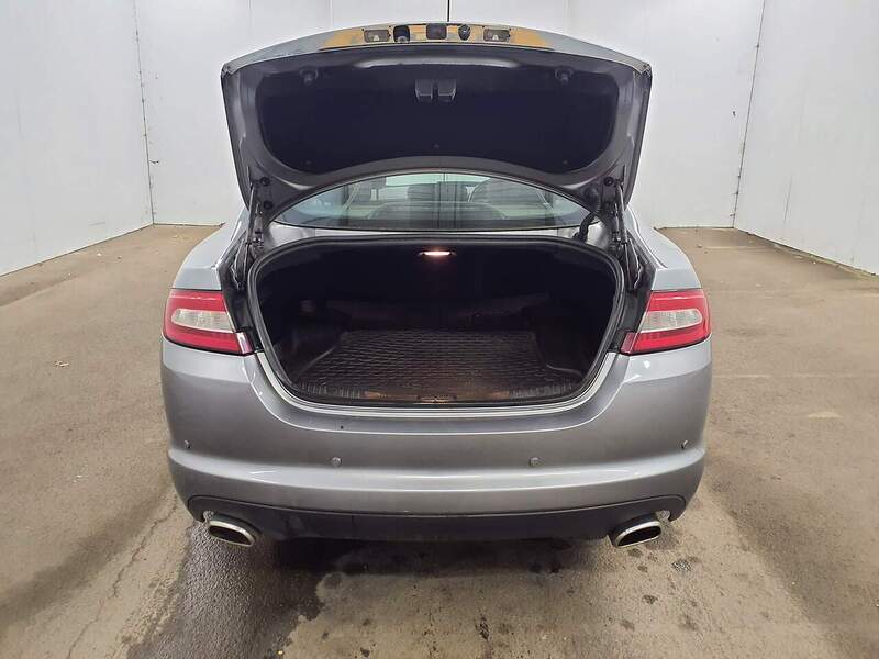 Used Jaguar XF 2010 for sale - 77027590: Photo 11