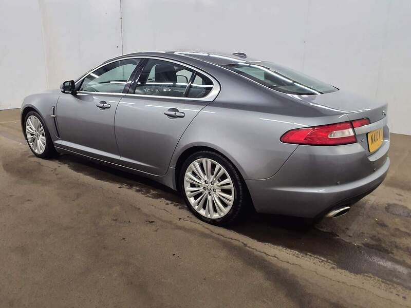 Used Jaguar XF 2010 for sale - 77027590: Photo 4