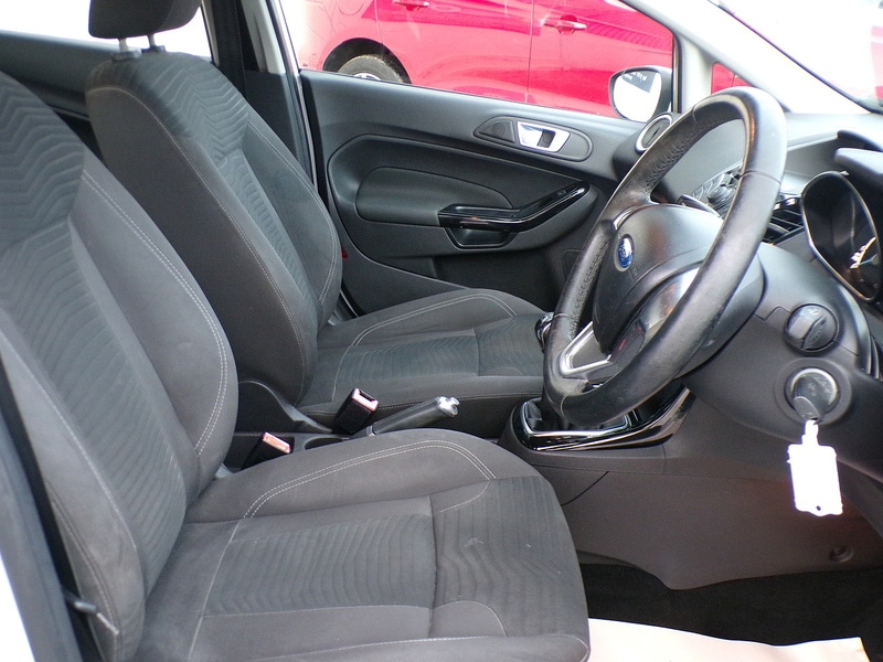 Used Ford Fiesta 2014 for sale - 76559552: Photo 13