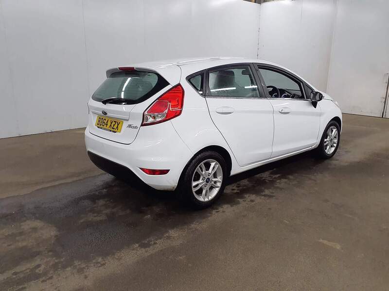 Used Ford Fiesta 2014 for sale - 76559552: Photo 4