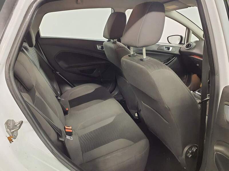 Used Ford Fiesta 2014 for sale - 76559552: Photo 9