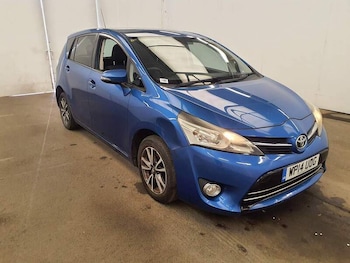Used Toyota Verso 2014 for sale - 78840272: Photo