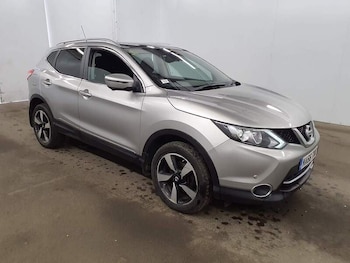 Used Nissan Qashqai 2016 for sale - 77937398: Photo