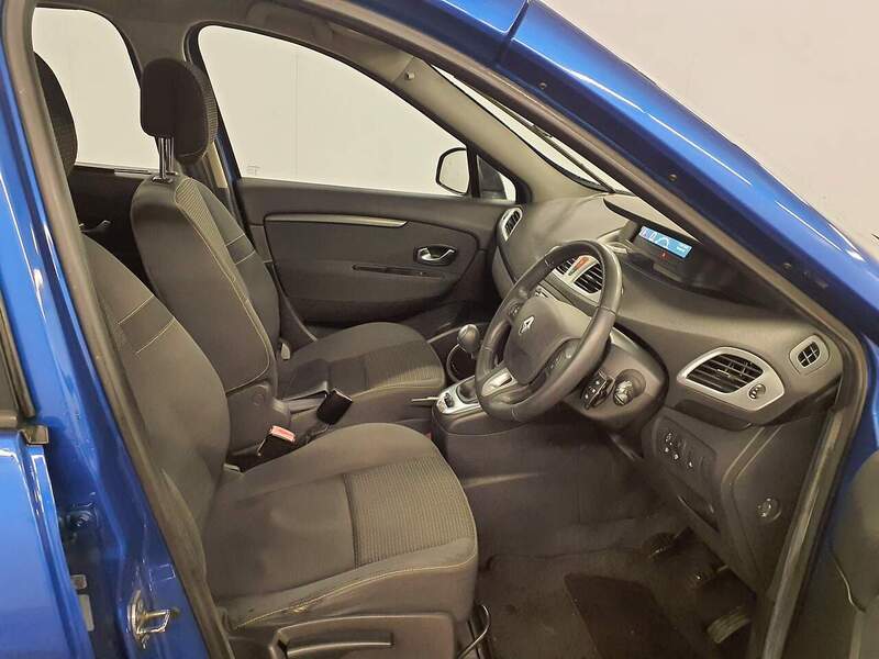 Used Renault Grand Scenic 2010 for sale - 77140250: Photo 7