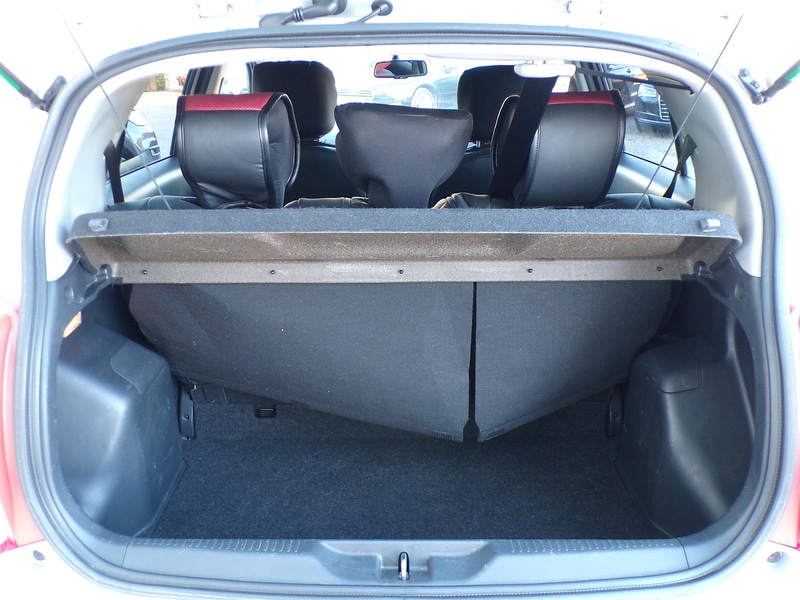 Used Toyota Urbancruiser 2011 for sale - 76069258: Photo 17