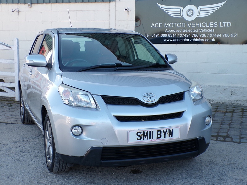 Used Toyota Urbancruiser 2011 for sale - 76069258: Photo 2