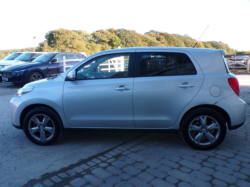 Used Toyota Urbancruiser 2011 for sale - 76069258: Photo 5