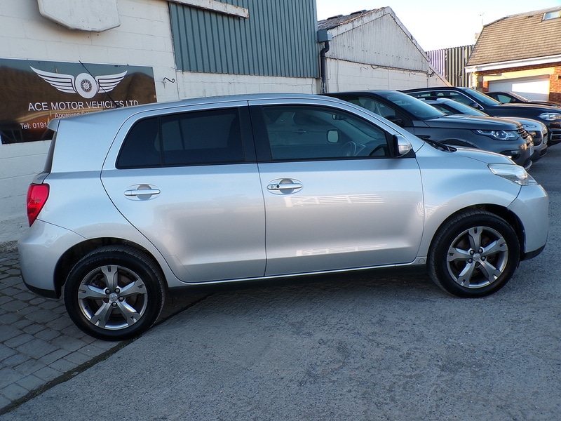 Used Toyota Urbancruiser 2011 for sale - 76069258: Photo 9