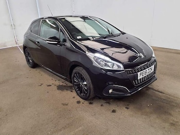 Used Peugeot 208 2018 for sale - 78501784: Photo
