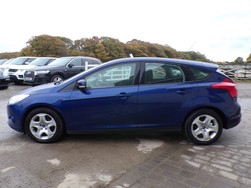 Used Ford Focus 2014 for sale - 76392309: Photo 5