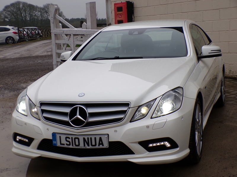 Used Mercedes-Benz E Class 2010 for sale - 77288651: Photo 3