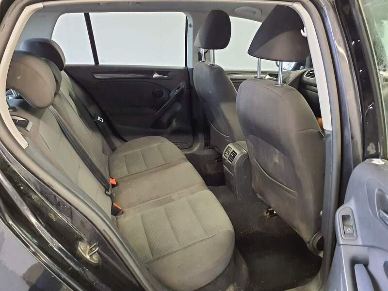 Used Volkswagen Golf 2012 for sale - 77384859: Photo 10