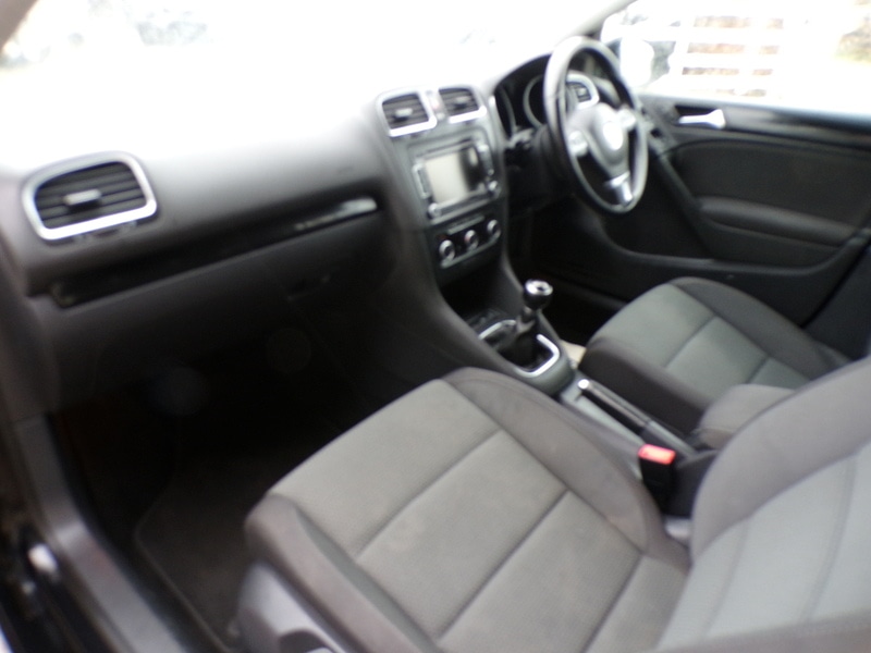 Used Volkswagen Golf 2012 for sale - 77384859: Photo 14