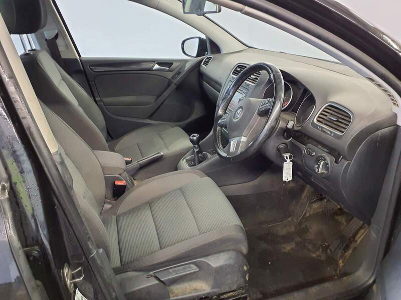 Used Volkswagen Golf 2012 for sale - 77384859: Photo 7