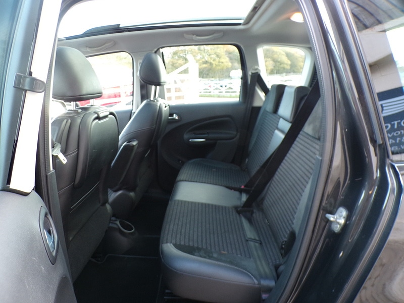 Used Citroen C3 Picasso 2012 for sale - 76426343: Photo 17