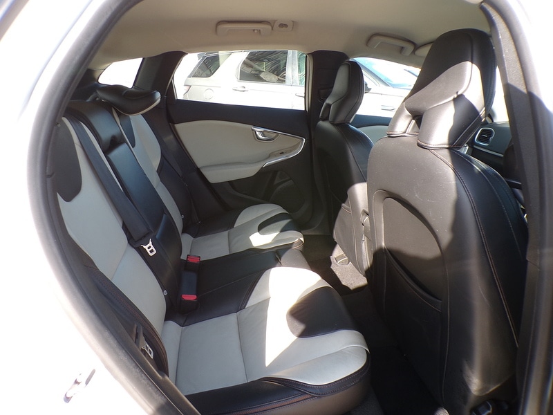 Used Volvo V40 Cross Country 2014 for sale - 76034918: Photo 18