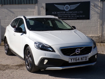 Used Volvo V40 Cross Country 2014 for sale - 76034918: Photo