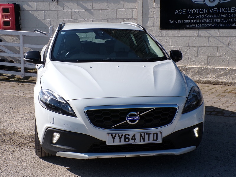 Used Volvo V40 Cross Country 2014 for sale - 76034918: Photo 3