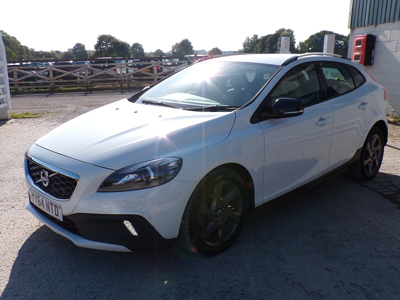 Used Volvo V40 Cross Country 2014 for sale - 76034918: Photo 5