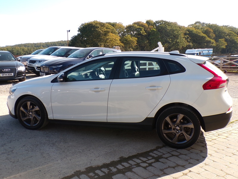 Used Volvo V40 Cross Country 2014 for sale - 76034918: Photo 6