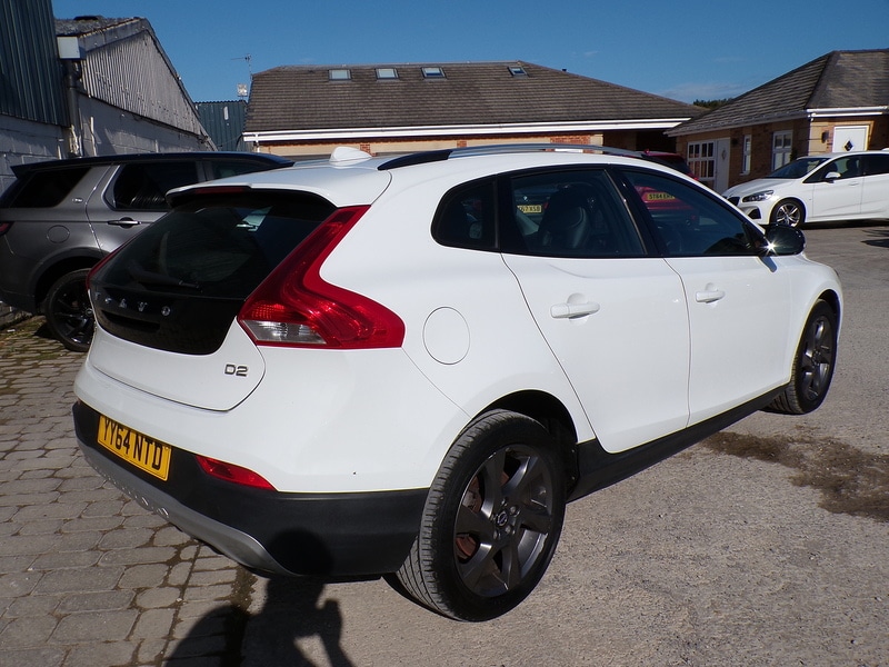 Used Volvo V40 Cross Country 2014 for sale - 76034918: Photo 9