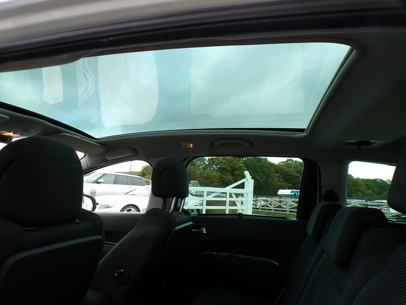 Used Peugeot 5008 2012 for sale - 76224142: Photo 18