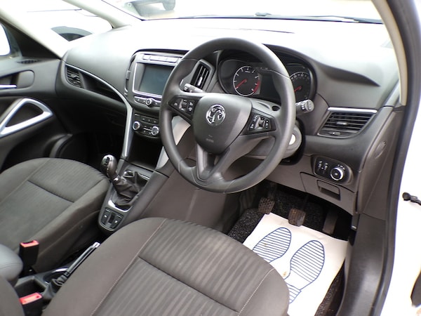Used Vauxhall Zafira 2017 for sale - 76210972: Photo 12