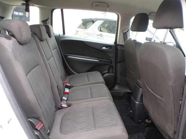 Used Vauxhall Zafira 2017 for sale - 76210972: Photo 17