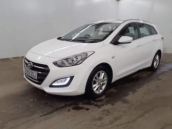 Used Hyundai i30 2015 for sale - 78840273: Photo