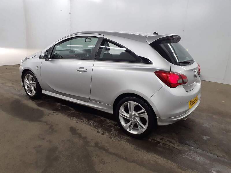 Used Vauxhall Corsa 2015 for sale - 77236889: Photo 4