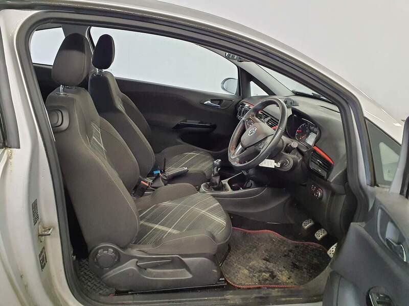 Used Vauxhall Corsa 2015 for sale - 77236889: Photo 8