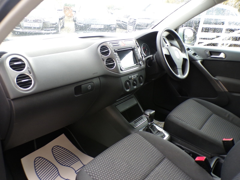 Used Volkswagen Tiguan 2009 for sale - 76286211: Photo 16