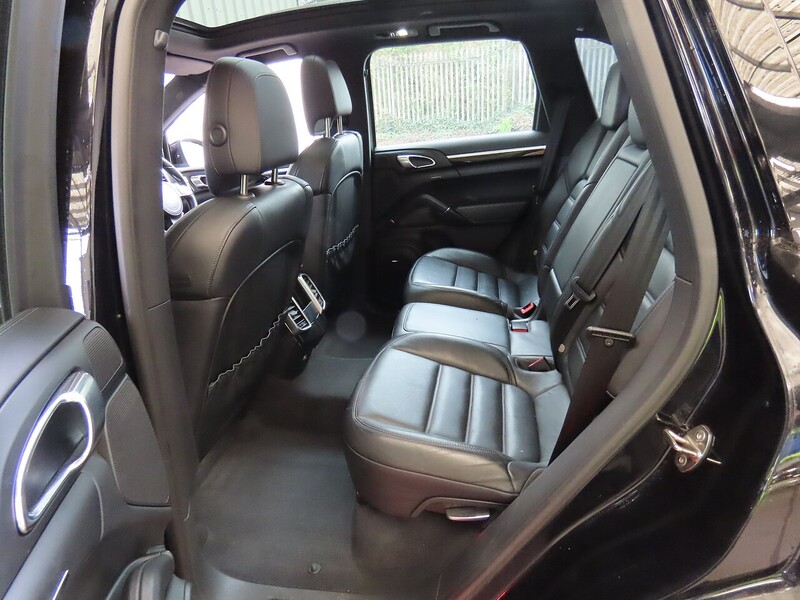 Used Porsche Cayenne 2013 for sale - 78091867: Photo 9