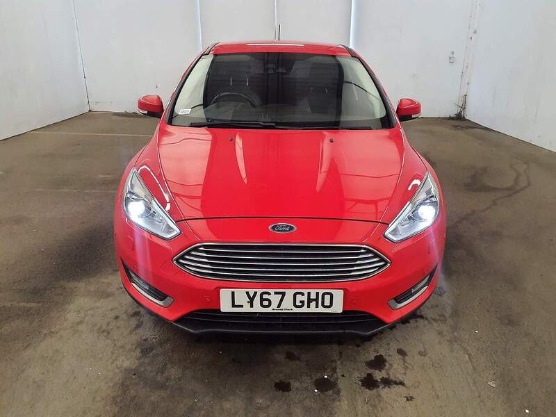 Used Ford Focus 2018 for sale - 77937402: Photo 2