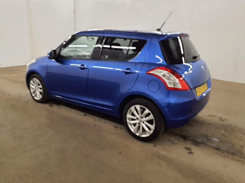 Used Suzuki Swift 2015 for sale - 76330460: Photo 4