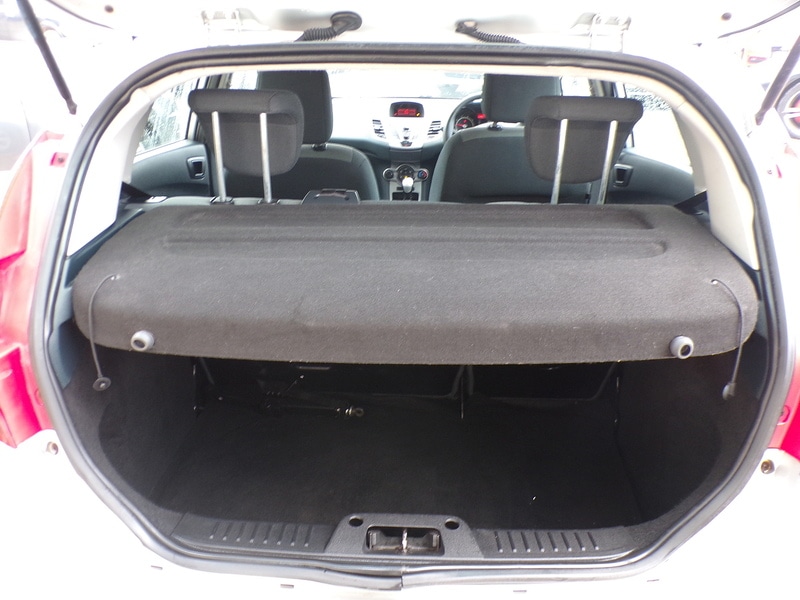 Used Ford Fiesta 2010 for sale - 77236871: Photo 16